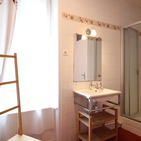Appartement Le Dore: T4, Wifi, Petit Chien Bienvenu, Capacite 6 Pers - Fr-1-608-287 *
